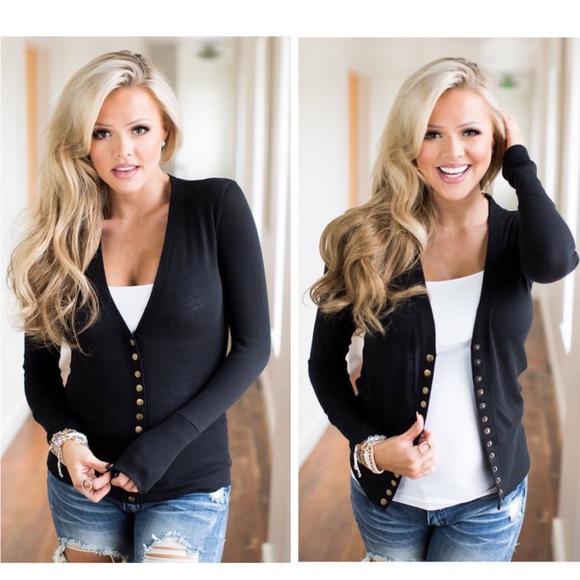 FARRAH BLACK SNAP FRONT LONG SLEEVE KNIT CARDIGAN - Picture 3 of 3